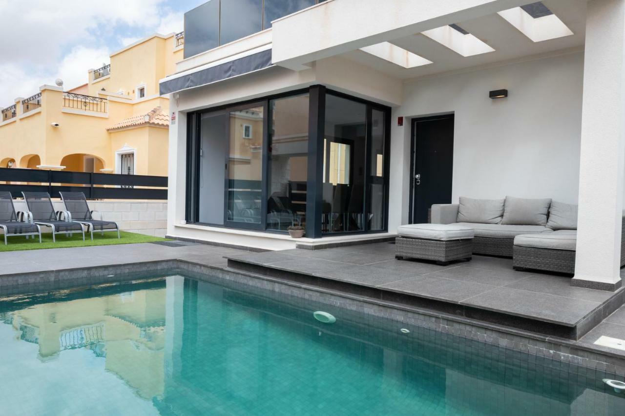 Casa *