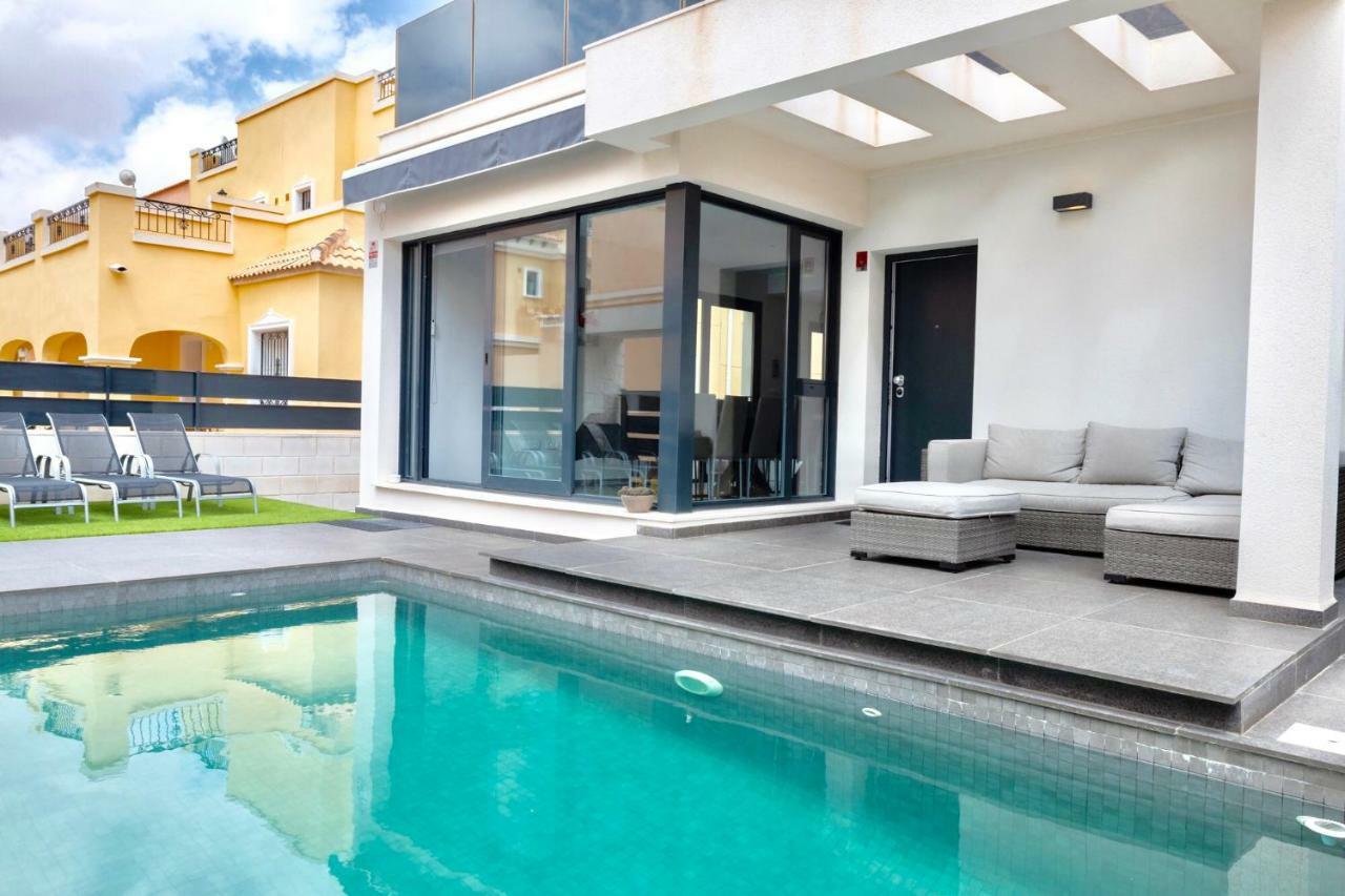 Casa * Villamartin (Valencia)
